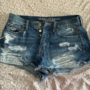 American Eagle ripped high rise shorts